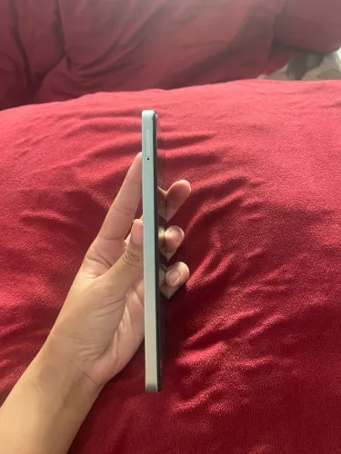 Vendo celular em perfeito estado pra sair rápido