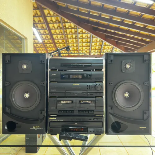 Sistema de Som Vintage Gradiente Avanti AT-80 com Cd Player Carroussel 5 CDs