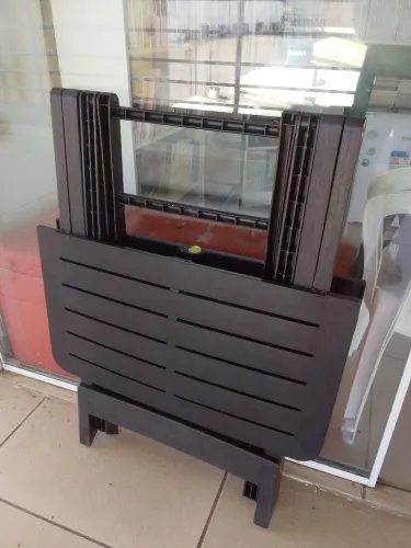 Mesa de plástico