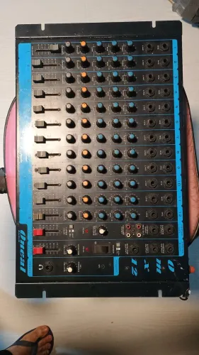 Mesa de Som