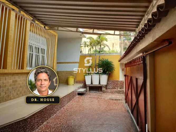 Casa com Piscina, Churrasqueira e Amplo Espaço em Cascadura! M13T