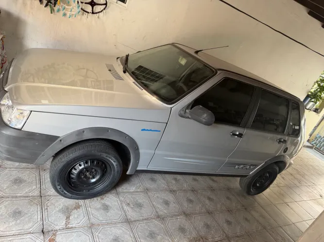 Fiat Uno Mille Celeb. WAY Econ. 1.0 F.flex 4P 2012