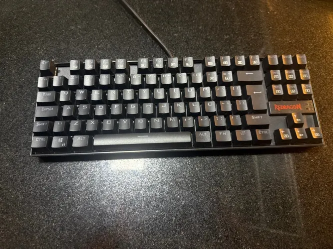 Teclado 75% redragon switch azul