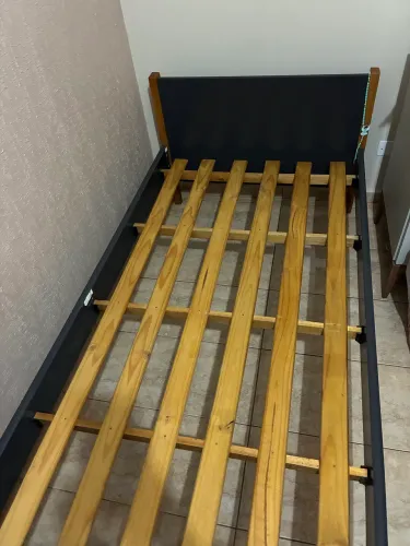 Cama de solteiro