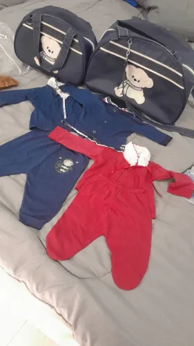 Kit 2 bolsa de maternidade e 2 saida de maternidade