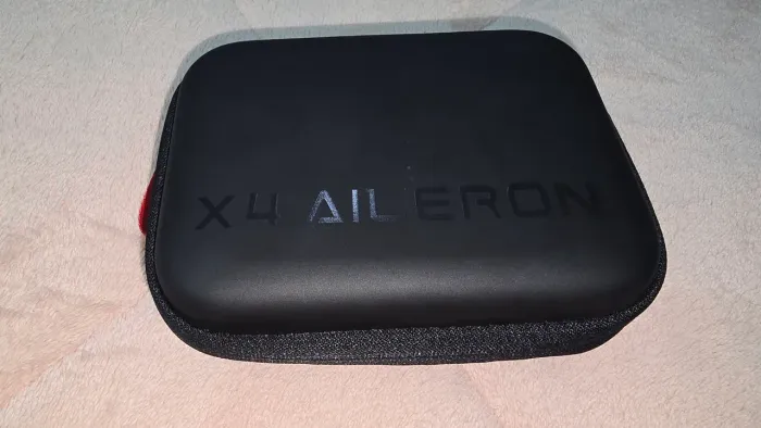 Game Sir X4 Aileron.