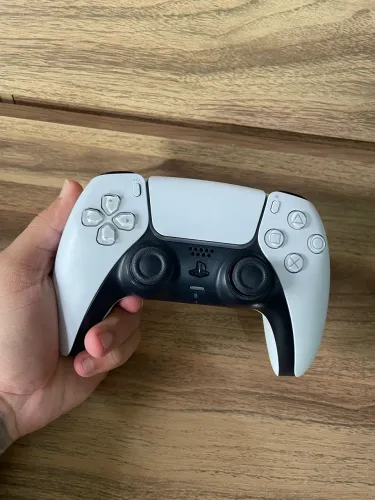 CONTROLE PS5 CONSERVADO