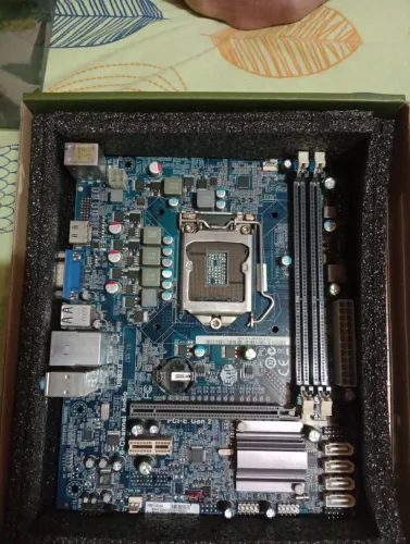 Kit placa mãe h61, memória RAM 2x4Gb, processador i5 2310