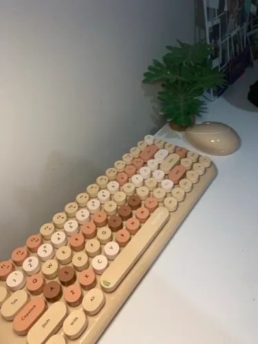 Vende-se teclado
