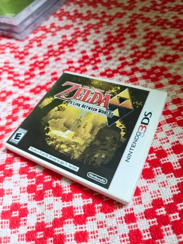 The Legend of Zelda: a link between worlds (foil)
