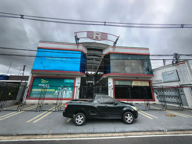 SALA COMERCIAL APROX 45 M²