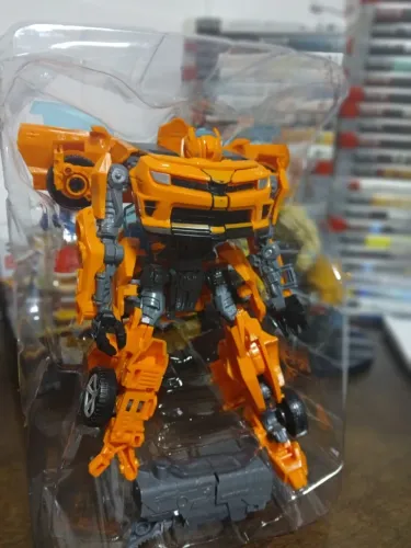 Boneco Bumblebee