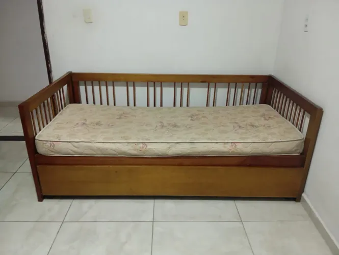 Cama de Madeira Solteiro bicama