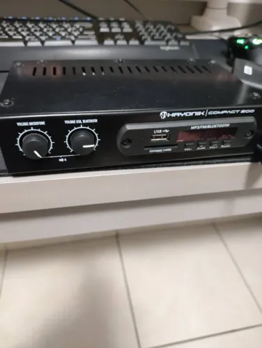 Amplificador Hayonik Compact 200 OD 20W Bluetooth Som Ambiente Preto