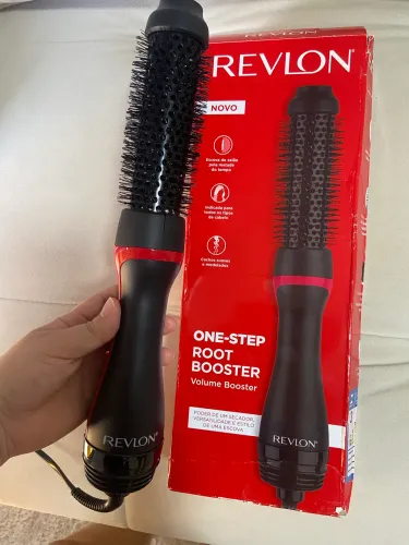 Escova Secadora Revlon One-Step Root Booster