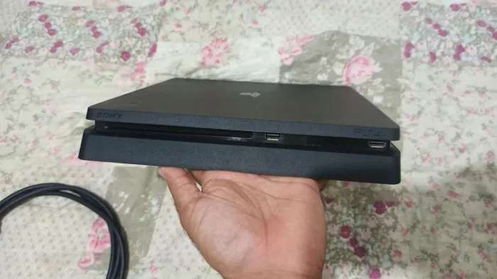 Vendo ou troco em IPHONE PS4 SLIM 1T