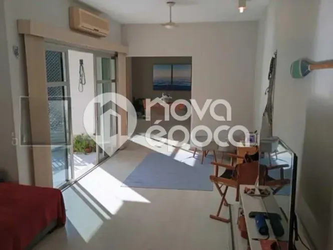 Cosme Velho | Apartamento 3 quartos, sendo 1 suite