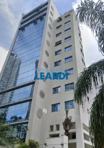 CONJ. COMERCIAL - VILA ANDRADE - SP