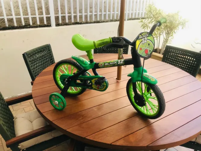 Bicicleta infantil Nathor aro 12 com rodinhas