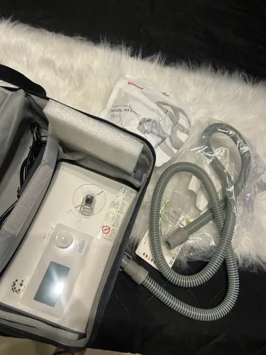 CPAP Yuwell completo com máscara, mangueira e bolsa - excelente estado