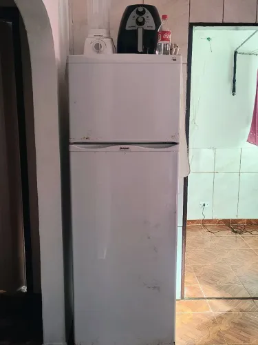 Vende-se móveis usados em bom estado