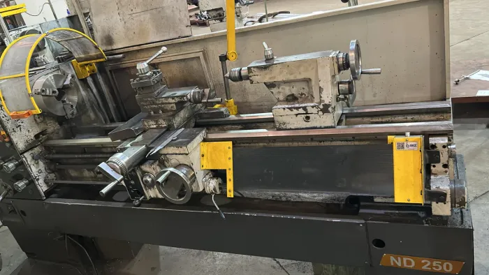 Torno Mecânico Nardini ND250