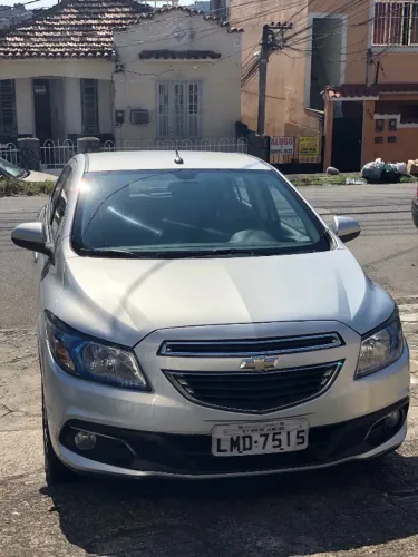Chevrolet Onix Hatch LTZ 1.4 8V Flex Power Mec. 4P 2015
