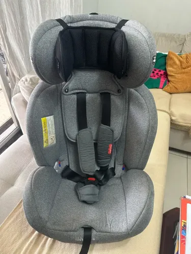 Cadeirinha infantil Fischer Price 360º com isofix