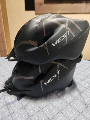 Capacete de ciclismo West 
