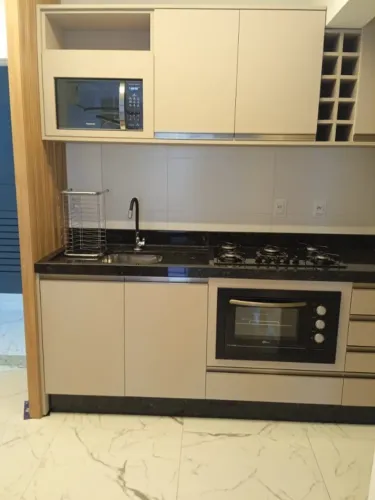 Itapema apartamento de 2 quartos sendo 1 suite