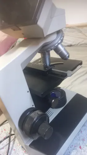 Microscópio eletrônico CBA 