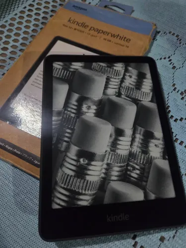 Kindle Paperwhite 16GB- cor preta, tela antirreflexo de 7" e bateria que dura semanas.