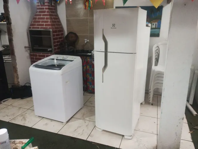 máquina de lavar Consul e e geladeira Eletrolux