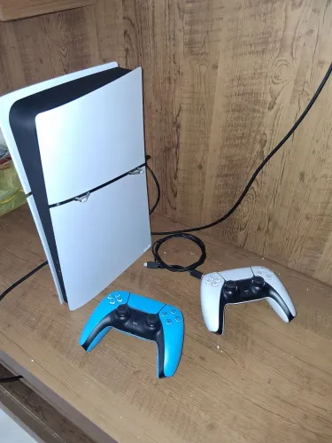 PlayStation 5 slim novo