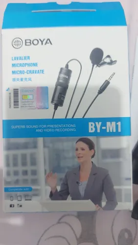 Microfone de lapela Boya 