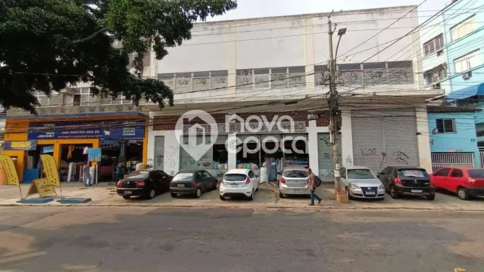 Madureira | Prédio Comercial