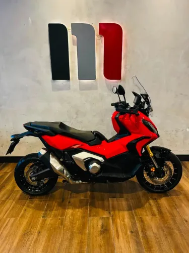 XADV 750 2025