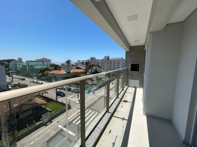 Apartamento 2 dormiorios com vaga 2 quadra mar em canasvieira Florianopolis/SC