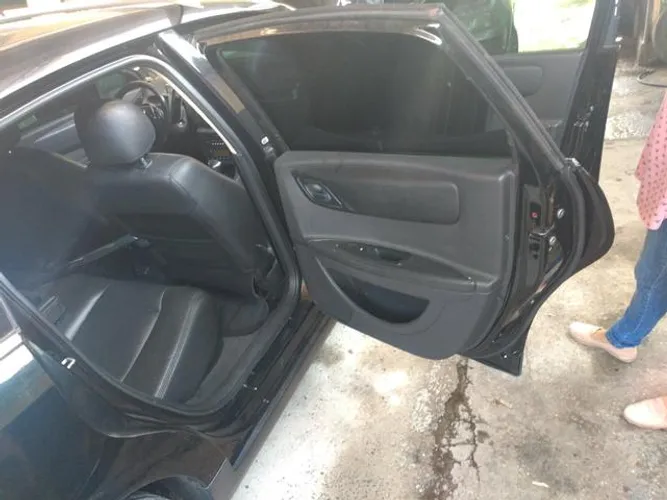 Sucata Pecas Citroen C4 Pallas Exclusive 2.0/16V. Venda de peças usadas.Motor,caixa,câmbio