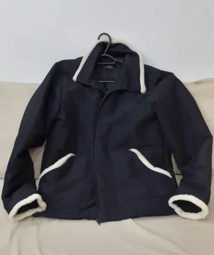 Casaco preto G usado em ótimo estado 