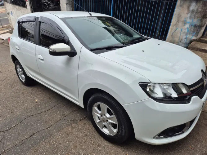 Aluguel de carros para motoristas de aplicativo 