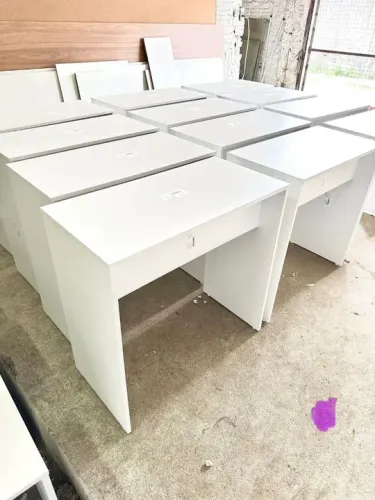 PROMOÇÃO ESCRIVANINHA DE MDF BRANCO