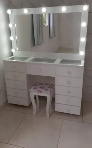 Penteadeira  1mtro