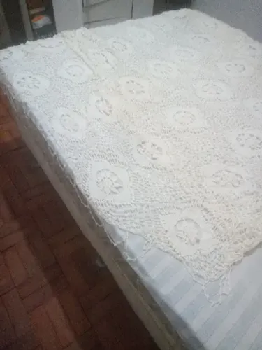 Colcha de Crochê de casal nova.
