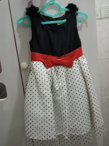Vestido novo importado Tam 1/2 anos