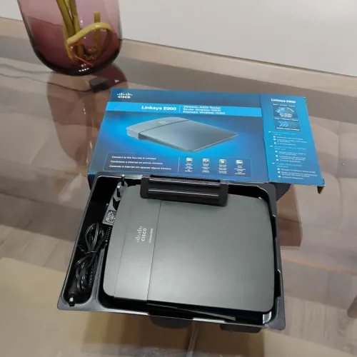 Roteador Wireless 300Mbps E900-BR - Linksys