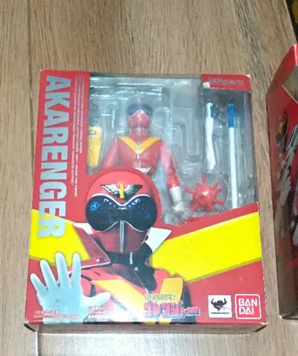 Akarenger - Gorenger - Sh Figuarts - Tokusatsu - Bandai - Action Figure