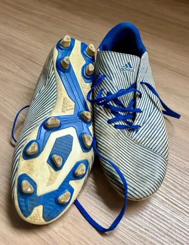 Chuteira Campo Adidas Nemeziz - Branco+Azul