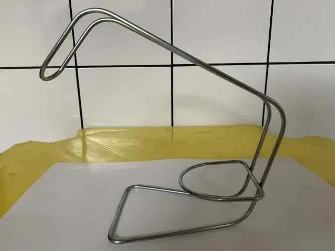 Suporte para garra de vinho