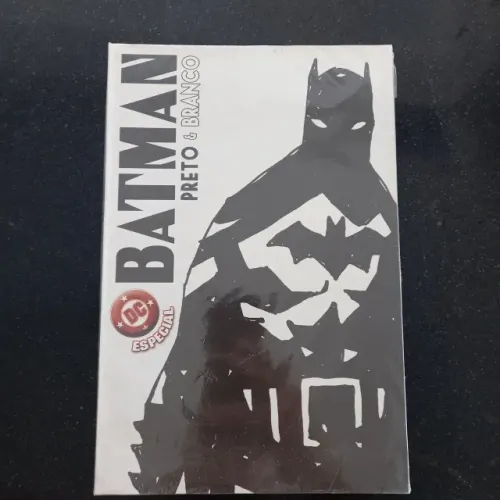 DC Especial 04 - Batman: Preto e Branco - Panini (2004)